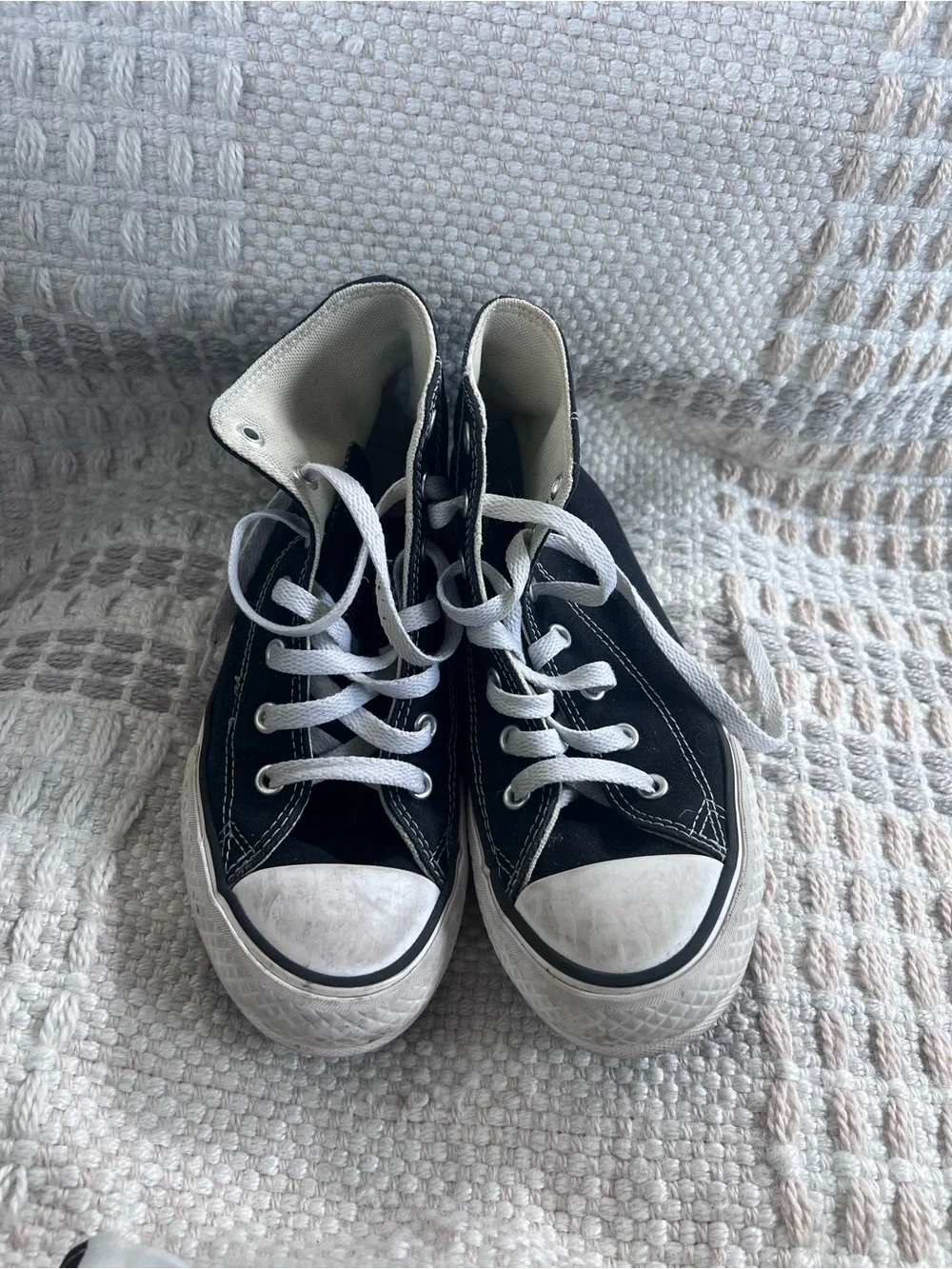 Converse Kids Chuck Taylor All Star High Top Sneakers-Black/White Size 3 US Kids